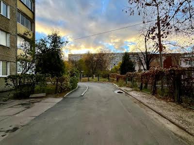 квартира за адресою Якуба Коласа вул., 23-Б