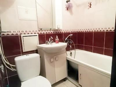квартира за адресою Демократична вул., 62