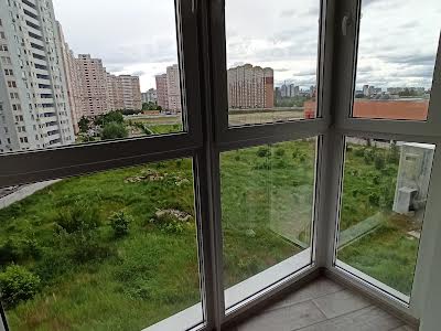 квартира по адресу Драгоманова ул., 2-Б