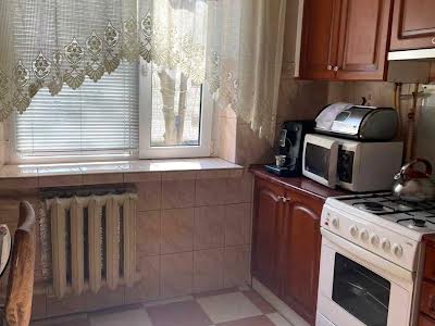 квартира за адресою Кирила Трильовського вул., 22