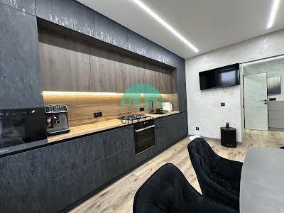 квартира за адресою Заозерна, 1