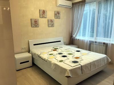квартира за адресою Богдана Хмельницького вул., 39
