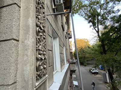 квартира за адресою Пастера вул., 21