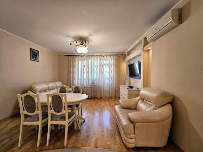 квартира по адресу Урловская ул., 11-А