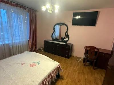 квартира за адресою Леоніда Перфецького вул., 10