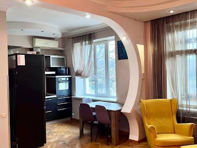 квартира за адресою Вишгородська вул., 56/2