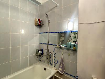 квартира по адресу Амвросия Бучмы бульв., 5/1