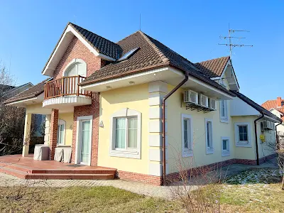 будинок за адресою Кібернетична вул.