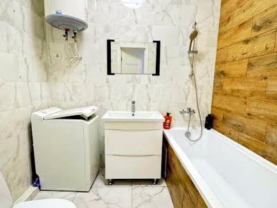 квартира за адресою Соборна вул., 103/12