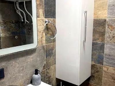 квартира за адресою Ревуцького вул., 40