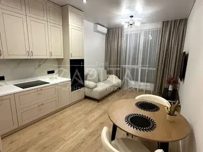 квартира за адресою Бульварно-Кудрявська вул. (Воровського), 15а
