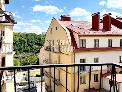 квартира за адресою Зарванська вул., 7