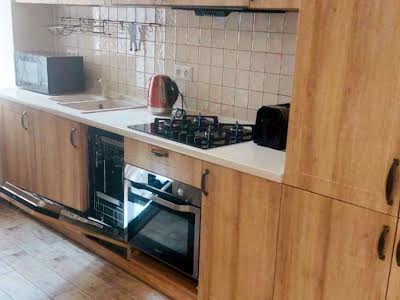 квартира за адресою Стрілецька вул., 28