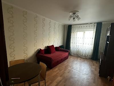 квартира за адресою Драгоманова вул., 12-А