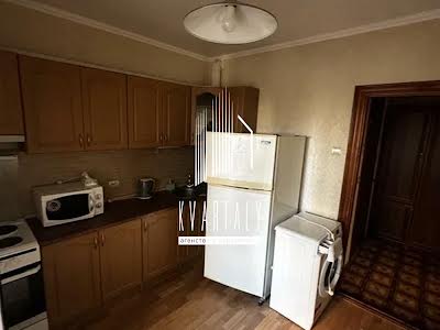 квартира за адресою Драгоманова вул., 12-А