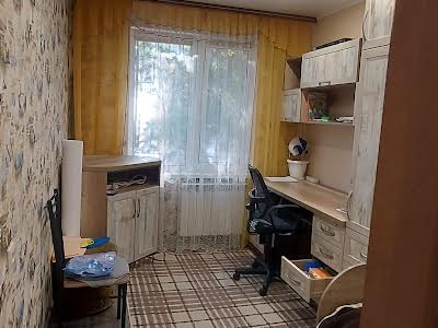 квартира за адресою Космонавтів, 77А