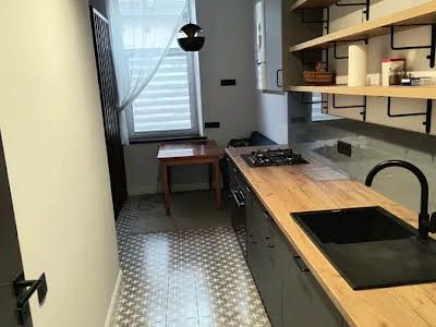 квартира за адресою Пекарська вул., 33