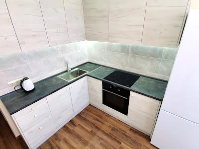 квартира по адресу Радужная ул., 58