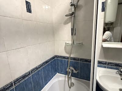 квартира по адресу Анатолія Базилевича пер. (Червонозаводський), 2/13
