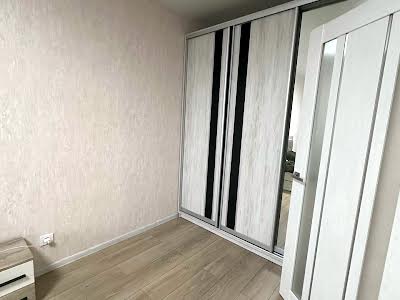 квартира за адресою Нижньо набережна, 2/2м