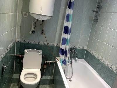 квартира за адресою Вагонна вул., 8