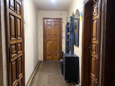 квартира за адресою Братиславська вул., 44/2