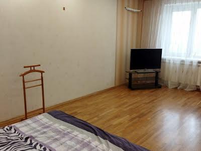 квартира за адресою Драгоманова вул., 31б