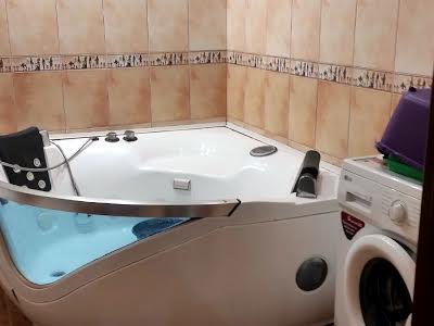 квартира за адресою Богдана Хмельницького вул., 18