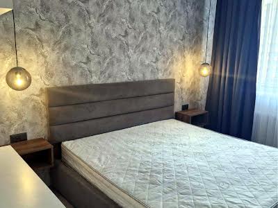 квартира за адресою Боголюбова вул., 27