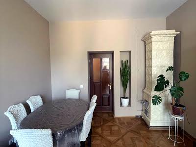 квартира за адресою Площа Маланюка, 1