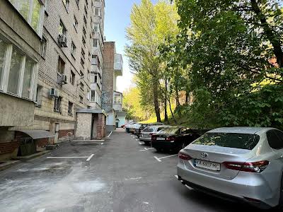 квартира за адресою Микільсько-Ботанічна вул., 6/8