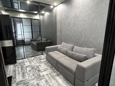 квартира за адресою 10 Фонтана, 67