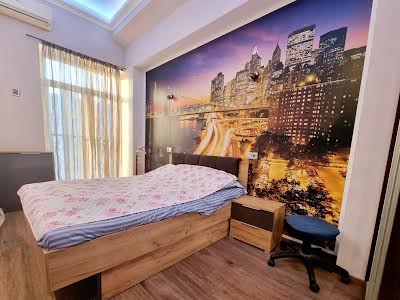 квартира за адресою Регенераторна вул., 4 к5