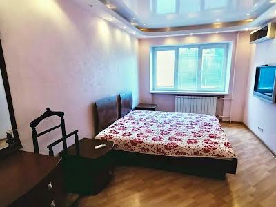 квартира за адресою Михайла Бойчука вул. (Кіквідзе), 13-В