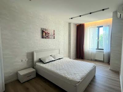 квартира по адресу Вице-адмирала Азарова ул. (Вице-адмирала Азарова), 8а