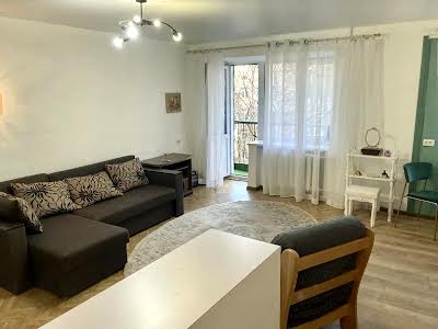 квартира по адресу Леси Украинки бульв., 3