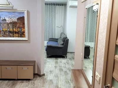 квартира за адресою Святошинська вул., 27Г-1