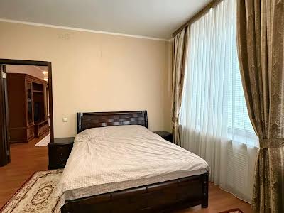 квартира за адресою Тараса Шевченка бульв., 33-Б