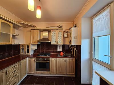 квартира по адресу Петлюри, 63