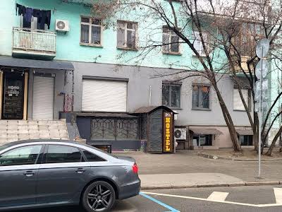 коммерческая по адресу Оболонская ул., 35