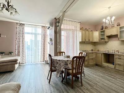 квартира за адресою Регенераторна вул., 4 к2