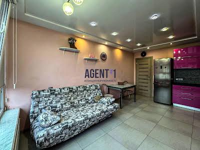 квартира за адресою Львівська вул., 7