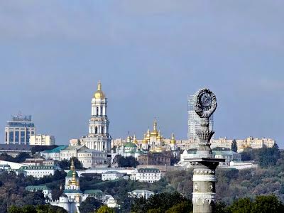 квартира за адресою Дніпровська набережна вул., 1-А