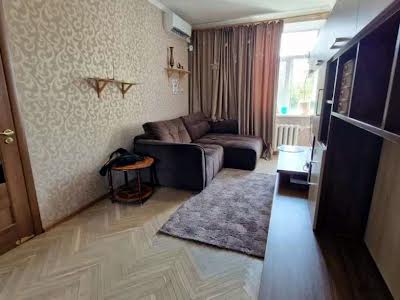 квартира за адресою Гоголівська вул., 32Б