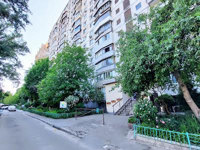квартира за адресою Голосіївський просп. (40-річчя Жовтня), 7