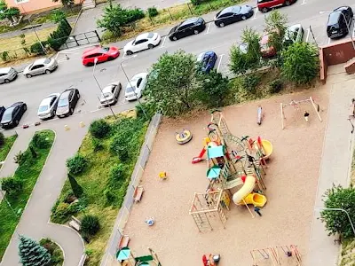 квартира за адресою Сім'ї Кульженків вул. (Петра Дегтяренка), 35