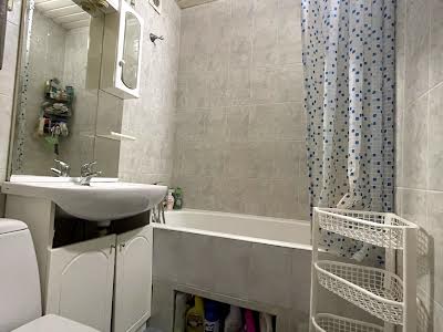 квартира за адресою Михайла Бойчука вул. (Кіквідзе), 41