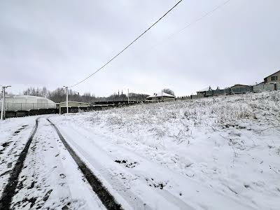 участок по адресу Квітнева