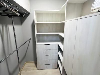 квартира за адресою Велика Кільцева вул., 9