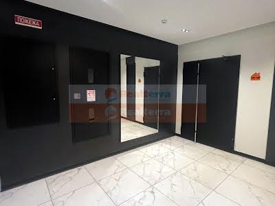 квартира за адресою Олени Теліги вул., 25